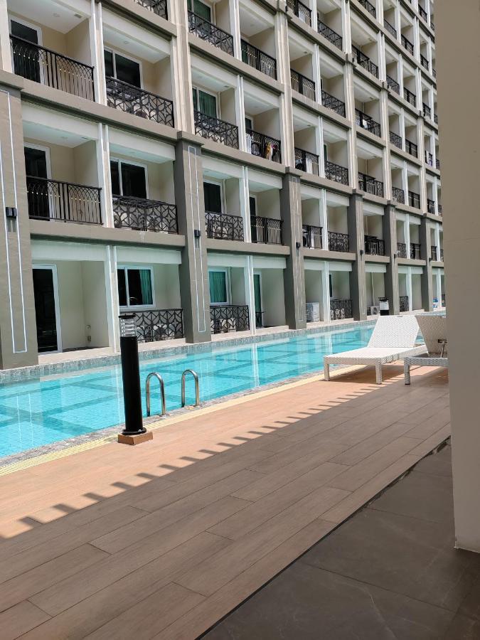 Romantic Beach Apartment芭堤雅水系高档酒店式公寓可做饭 Jomtien Beach Exterior photo
